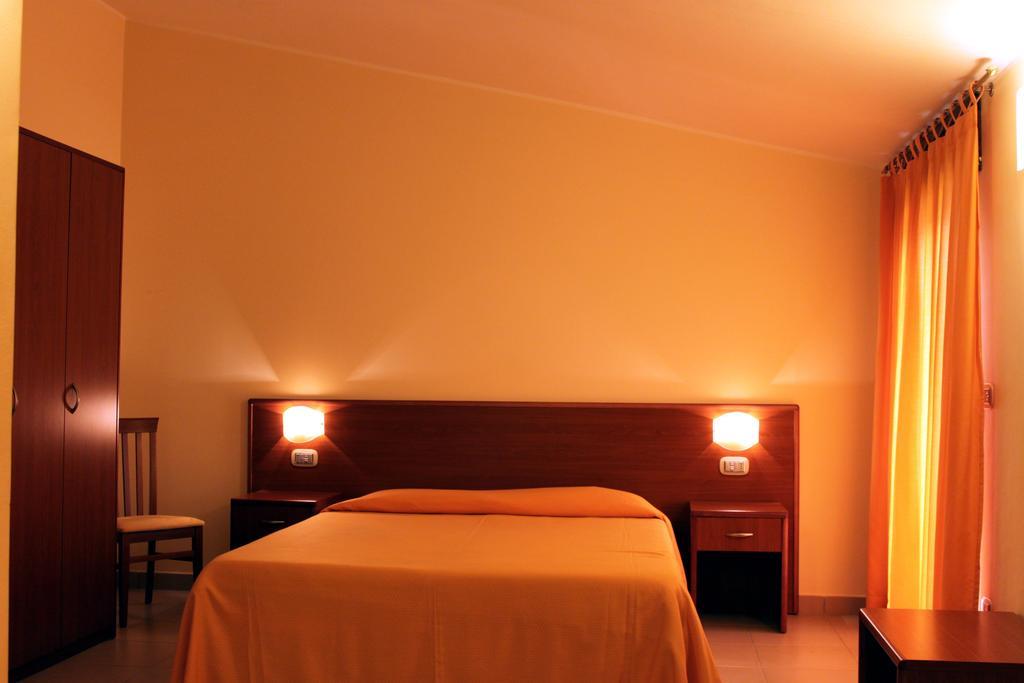 Hotel Sette E Mezzo Castelluccio Superiore Oda fotoğraf